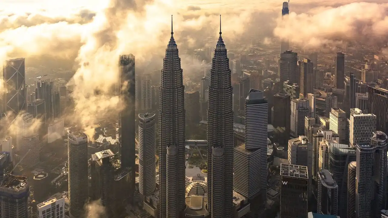 Essential Business Malay Vocabulary For Professional Environments