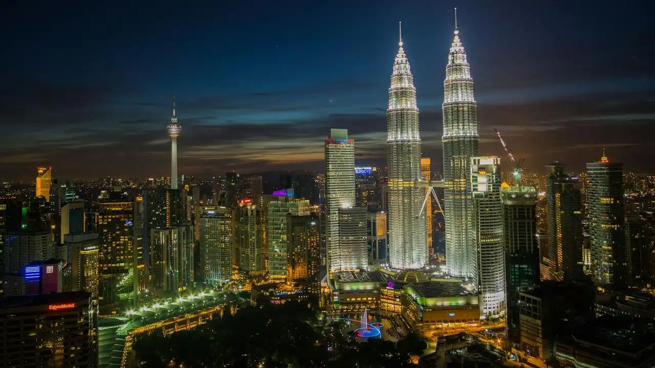Is Malay Hard To Learn? A Guide For English Speakers
