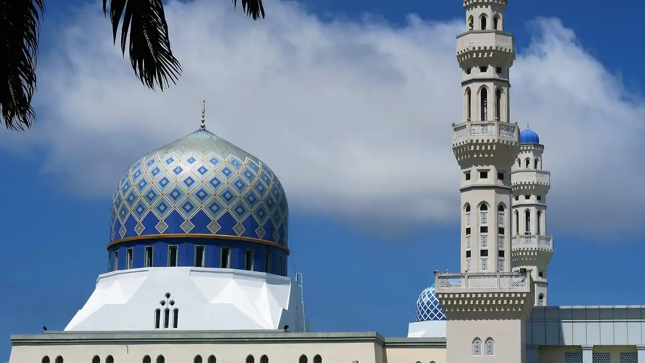 Malay Time Markers And Aspect: Past, Present And Future